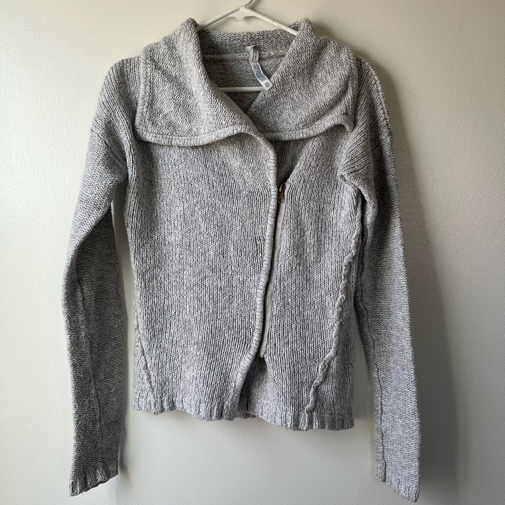 Aeropostale Gray Sweater